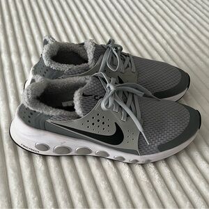 Nike CruzrOne Men’s Size 10 - Grey